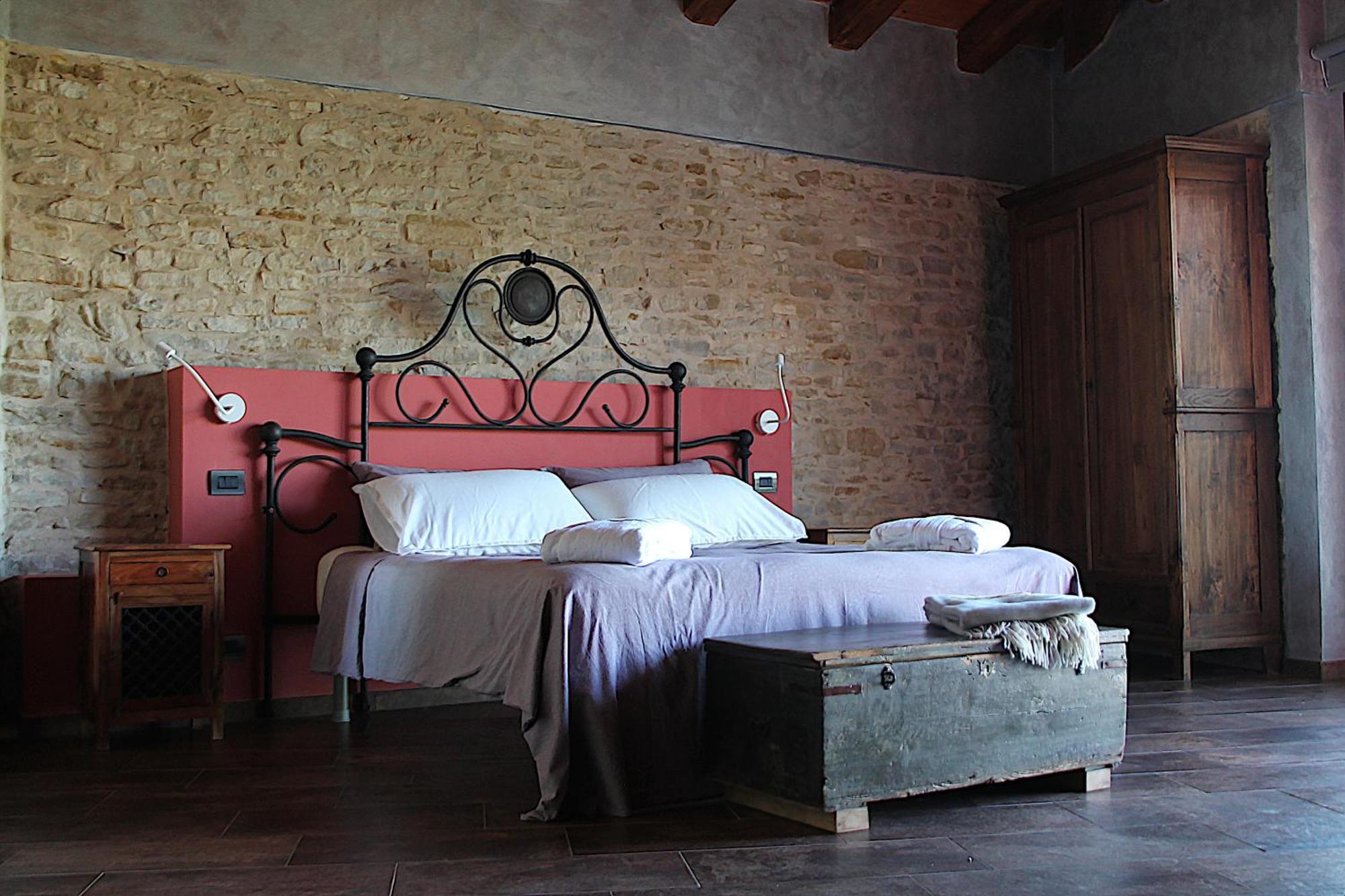 Casa Vecchia Bed&Breakfast Bossolasco Екстер'єр фото